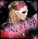 Anahi purtand ochelari - Annie con gafas:X:X:X - Trupa RBD