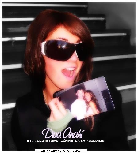Anahi purtand ochelari - xdee_x - Trupa RBD