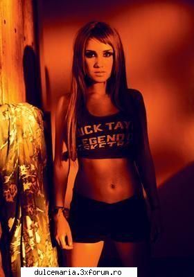 Chat Dulce Maria&Christopher - imi spune si mie cineva cum se pune o semnatura??? - Reguli