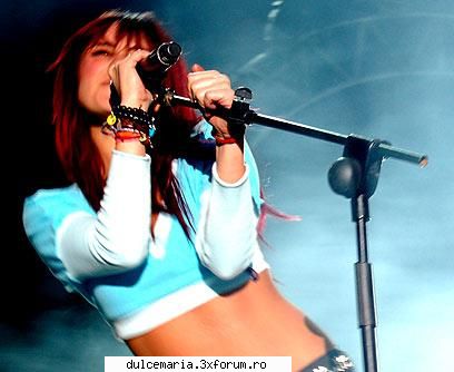 **Coafura zilei** - imi palce coafura - Dulce Maria album-foto