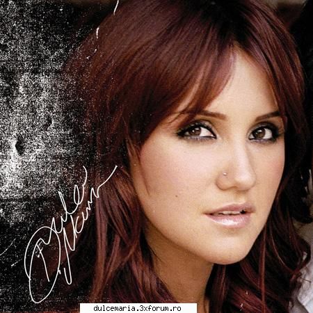 Date despre Dulce Maria - bah vezi k te alegi q okii unflatzi dak my zici - Biografia