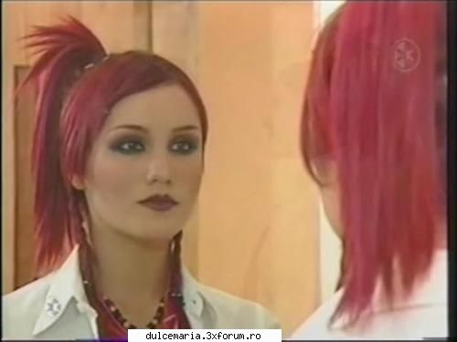 Frezele lui Dulce - hey k veni vorba de frezele lui dul ia uitati ce - Dulce Maria album-foto