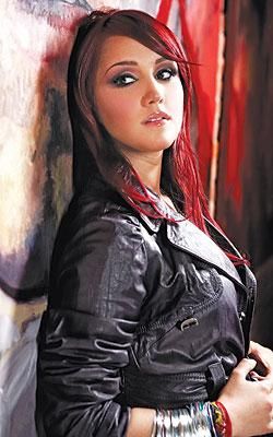 Maxim - dap si yo le am ...soooper poze :D :D - Dulce Maria album-foto