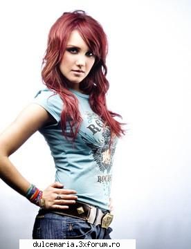 Poza preferata - Mai pun inca doua-trei...:) nu m-am prea putut - Dulce Maria album-foto