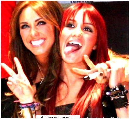 Poza preferata - una dintre ele....2 nebune - Dulce Maria album-foto