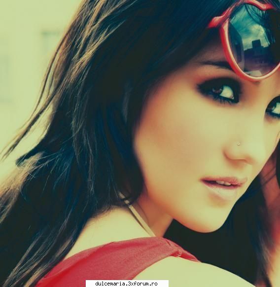 Poze recente cu Dulce Maria - ~>sall ~>shy yo sunt noua..akm mam logat[;x] - Dulce Maria album-foto