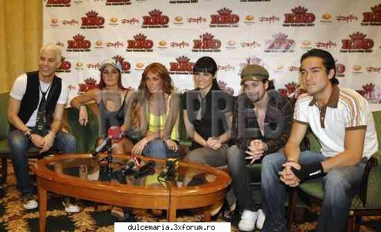 Poze recente cu Dulce Maria - Poze NOI din Romania cu RBD conferinta de presa - Dulce Maria album-foto