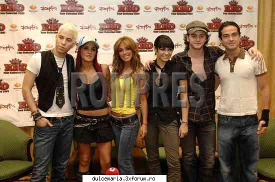 Poze recente cu Dulce Maria - dulce_fan - Dulce Maria album-foto