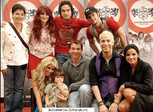 Poze recente cu Dulce Maria - RBD in Miami....( ) - Dulce Maria album-foto