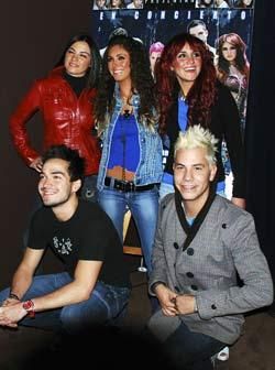 RBD-poze - sorry...nu era aia poza asta e poza :D - Trupa RBD
