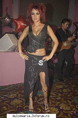 Tinuta zilei - princessKITTY - Dulce Maria album-foto