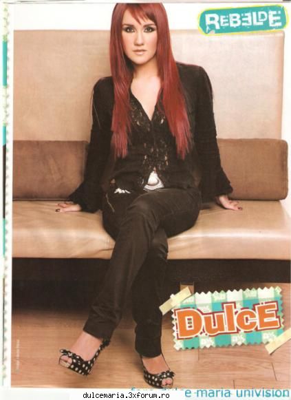 Tinuta zilei - Dulcika - Dulce Maria album-foto