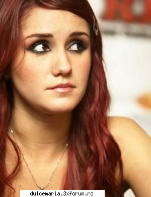 Urari pentru Dulce - dulce maria esti foarte frumaosa te admir - Dulce Maria Romania